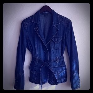 French Cuff 3-pocket denim jacket with belt
